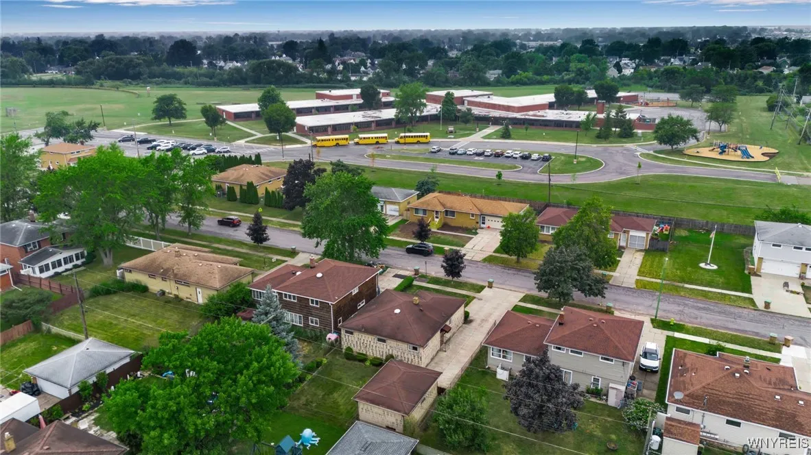 132 Santin Drive, Cheektowaga, New York 14225, Cheektowaga, New York 14225, 3 Bedrooms Bedrooms, 6 Rooms Rooms,2 BathroomsBathrooms,Residential,Closed,132 Santin Drive, Cheektowaga, New York 14225,0,B1627769