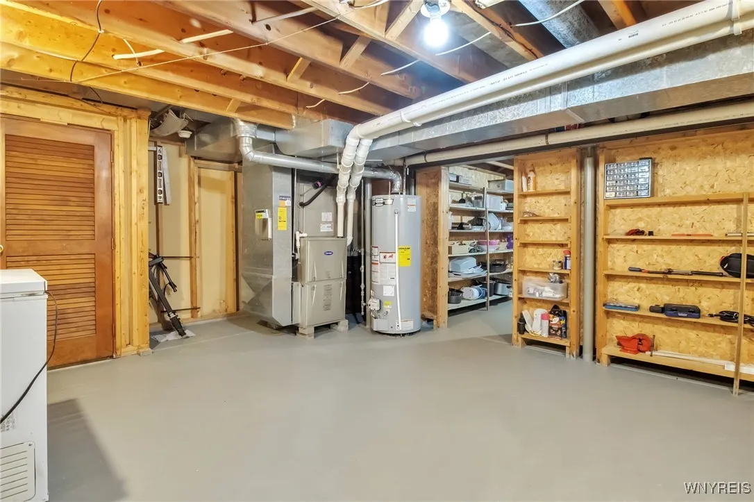 2 Silver Thorne Drive, Amherst, New York 14221, Amherst, New York 14221, 4 Bedrooms Bedrooms, 9 Rooms Rooms,2 BathroomsBathrooms,Residential,Closed,2 Silver Thorne Drive, Amherst, New York 14221,0,B1627462