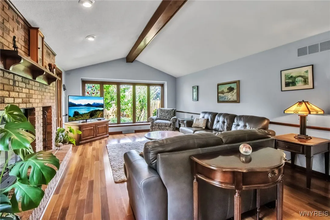 2 Silver Thorne Drive, Amherst, New York 14221, Amherst, New York 14221, 4 Bedrooms Bedrooms, 9 Rooms Rooms,2 BathroomsBathrooms,Residential,Closed,2 Silver Thorne Drive, Amherst, New York 14221,0,B1627462