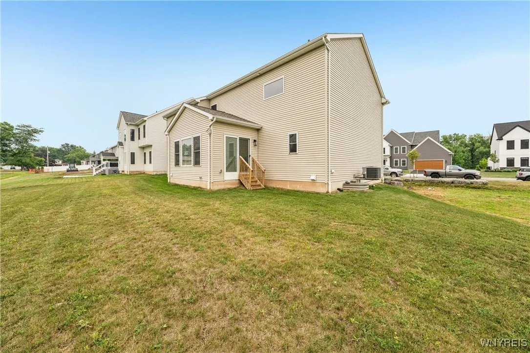 54 Gesel Lane, Amherst, New York 14221, Amherst, New York 14221, 4 Bedrooms Bedrooms, 9 Rooms Rooms,2 BathroomsBathrooms,Residential,Closed,54 Gesel Lane, Amherst, New York 14221,0,B1627749