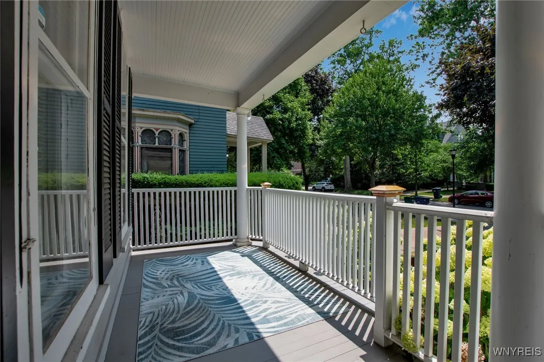59 Lexington Avenue, Buffalo, New York 14222, Buffalo, New York 14222, 3 Bedrooms Bedrooms, 11 Rooms Rooms,2 BathroomsBathrooms,Residential,For Sale,59 Lexington Avenue, Buffalo, New York 14222,B1627486