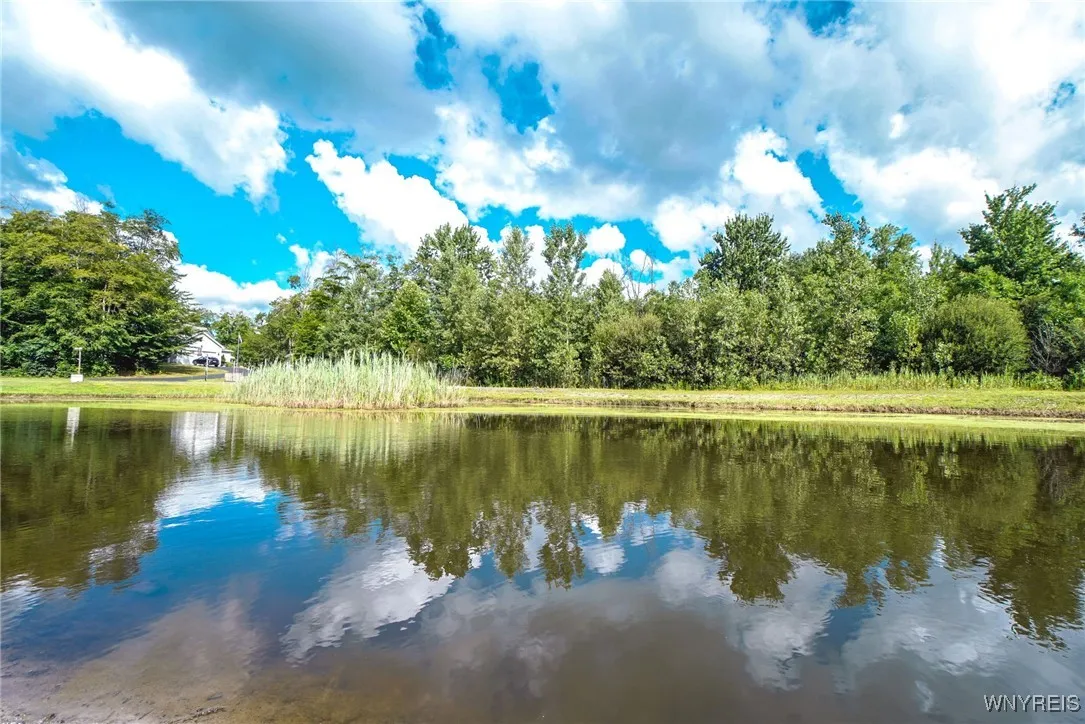 12360 Clinton Street, Marilla, New York 14004, Marilla, New York 14004, 3 Bedrooms Bedrooms, 10 Rooms Rooms,2 BathroomsBathrooms,Residential,Closed,12360 Clinton Street, Marilla, New York 14004,0,B1627541