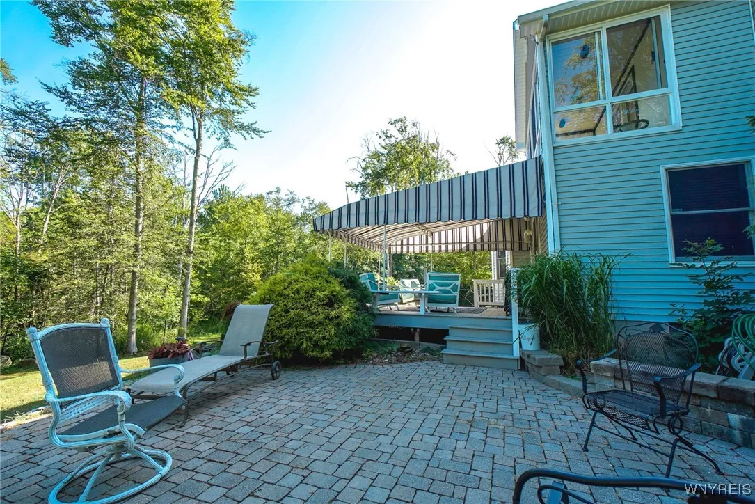 12360 Clinton Street, Marilla, New York 14004, Marilla, New York 14004, 3 Bedrooms Bedrooms, 10 Rooms Rooms,2 BathroomsBathrooms,Residential,Closed,12360 Clinton Street, Marilla, New York 14004,0,B1627541