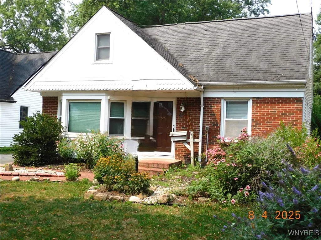 42 Sandra Place, Hamburg, New York 14075, Hamburg, New York 14075, 4 Bedrooms Bedrooms, 8 Rooms Rooms,2 BathroomsBathrooms,Residential,For Sale,42 Sandra Place, Hamburg, New York 14075,B1627847