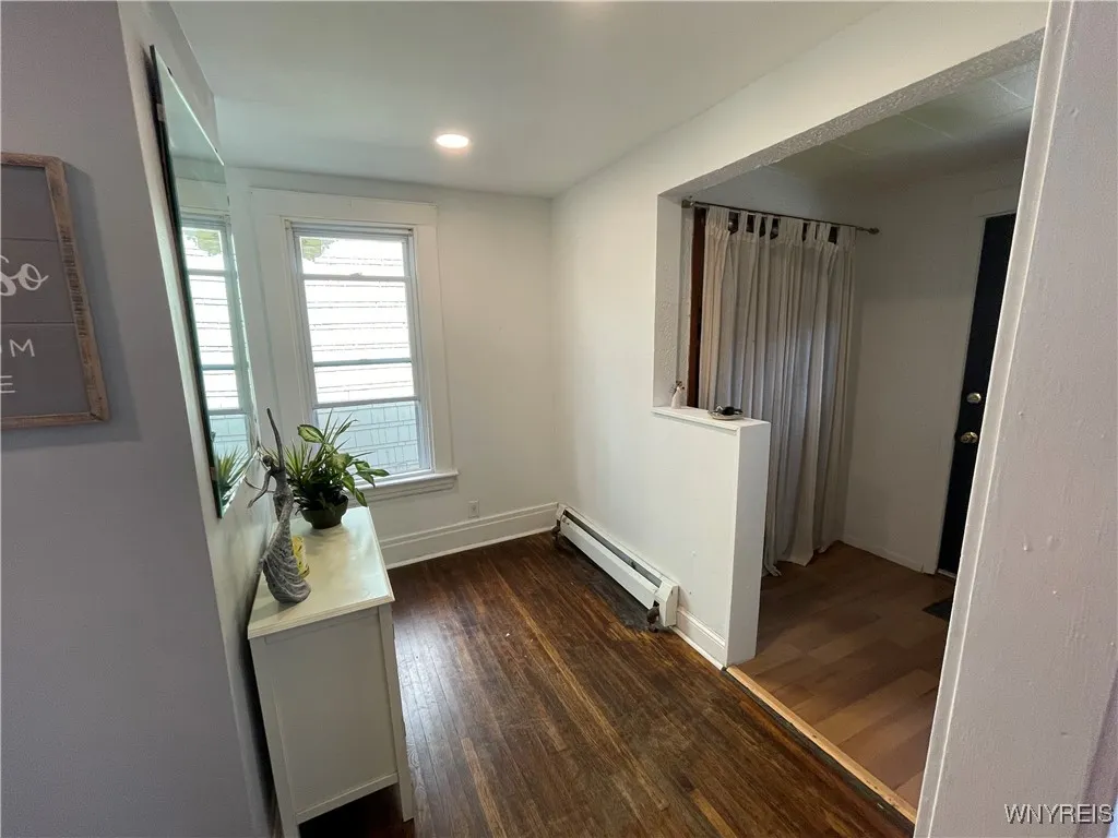 112 Hubbell Ave Avenue, Buffalo, New York 14220, Buffalo, New York 14220, 3 Bedrooms Bedrooms, 6 Rooms Rooms,1 BathroomBathrooms,Residential,For Sale,112 Hubbell Ave Avenue, Buffalo, New York 14220,B1627846