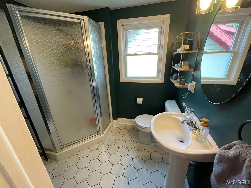 112 Hubbell Ave Avenue, Buffalo, New York 14220, Buffalo, New York 14220, 3 Bedrooms Bedrooms, 6 Rooms Rooms,1 BathroomBathrooms,Residential,For Sale,112 Hubbell Ave Avenue, Buffalo, New York 14220,B1627846