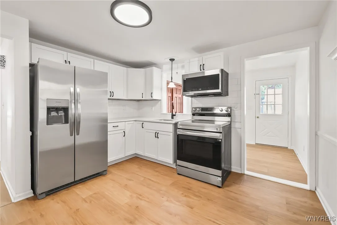 415 Linwood Avenue, North Tonawanda, New York 1412, North Tonawanda, New York 14120, 4 Bedrooms Bedrooms, 9 Rooms Rooms,1 BathroomBathrooms,Residential,Closed,415 Linwood Avenue, North Tonawanda, New York 1412,0,B1628011