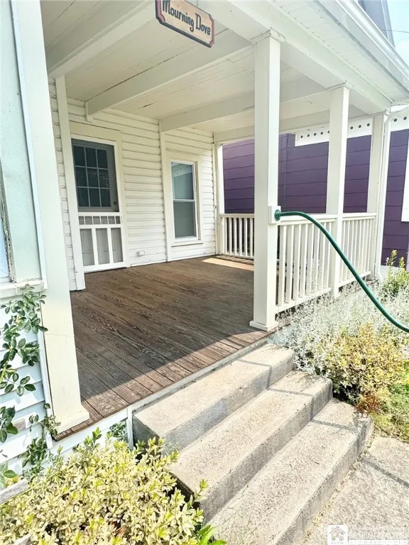 8 Cleveland Avenue E, Pomfret, New York 14752, Pomfret, New York 14752, 4 Bedrooms Bedrooms, 9 Rooms Rooms,2 BathroomsBathrooms,Residential,Closed,8 Cleveland Avenue E, Pomfret, New York 14752,0,R1628016