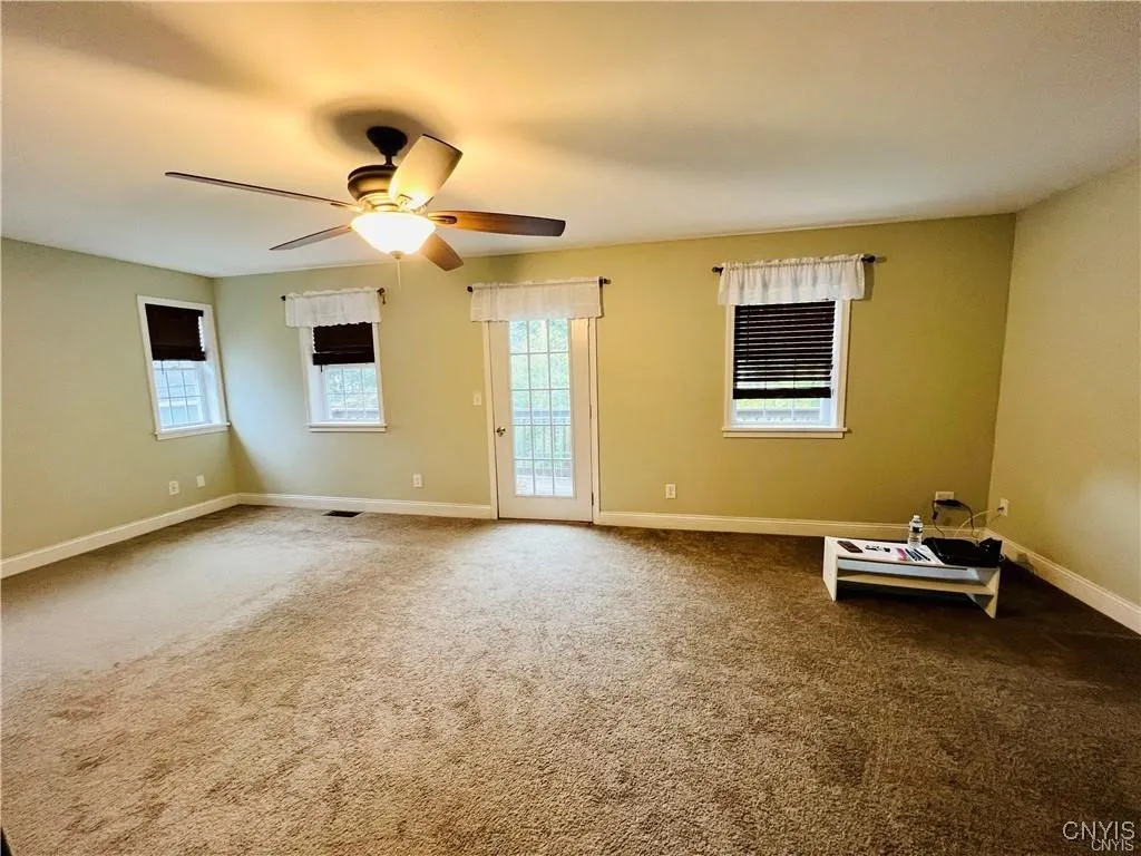 130 Flower Avenue East, Watertown City, New York 1, Watertown City, New York 13601, 4 Bedrooms Bedrooms, 10 Rooms Rooms,2 BathroomsBathrooms,Residential Lease,For Rent,130 Flower Avenue East, Watertown City, New York 1,0,S1628031