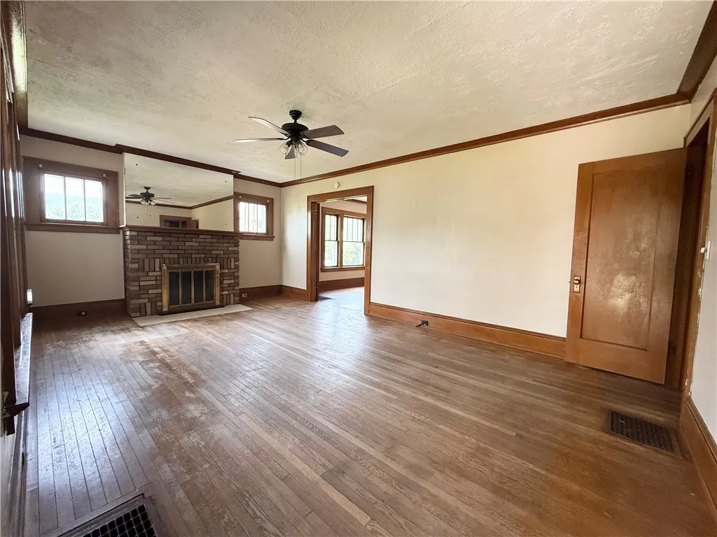 61 Oxford Street, Bradford City, Pennsylvania 1670, Bradford City, Pennsylvania 16701, 5 Bedrooms Bedrooms, 8 Rooms Rooms,2 BathroomsBathrooms,Residential,Closed,61 Oxford Street, Bradford City, Pennsylvania 1670,0,R1627461