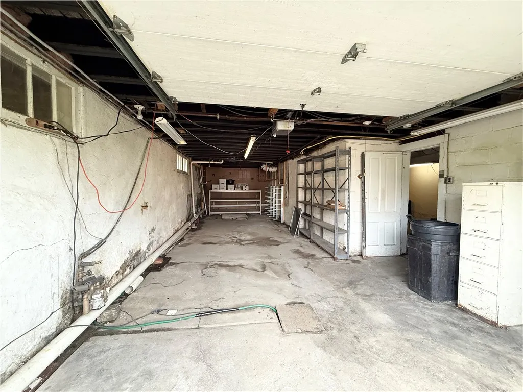 61 Oxford Street, Bradford City, Pennsylvania 1670, Bradford City, Pennsylvania 16701, 5 Bedrooms Bedrooms, 8 Rooms Rooms,2 BathroomsBathrooms,Residential,Closed,61 Oxford Street, Bradford City, Pennsylvania 1670,0,R1627461