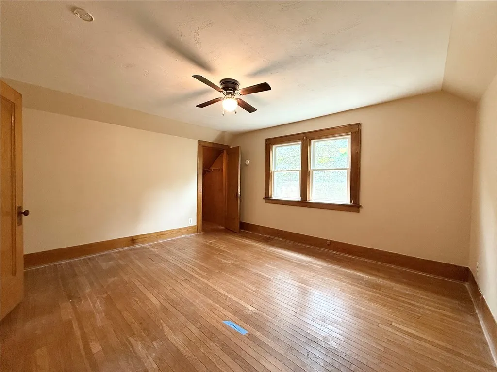 61 Oxford Street, Bradford City, Pennsylvania 1670, Bradford City, Pennsylvania 16701, 5 Bedrooms Bedrooms, 8 Rooms Rooms,2 BathroomsBathrooms,Residential,Closed,61 Oxford Street, Bradford City, Pennsylvania 1670,0,R1627461