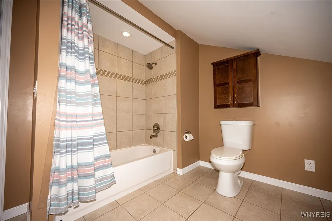 2362 Shadagee Road, Eden, New York 14057, Eden, New York 14057, 5 Bedrooms Bedrooms, 9 Rooms Rooms,2 BathroomsBathrooms,Residential,Closed,2362 Shadagee Road, Eden, New York 14057,0,B1626637