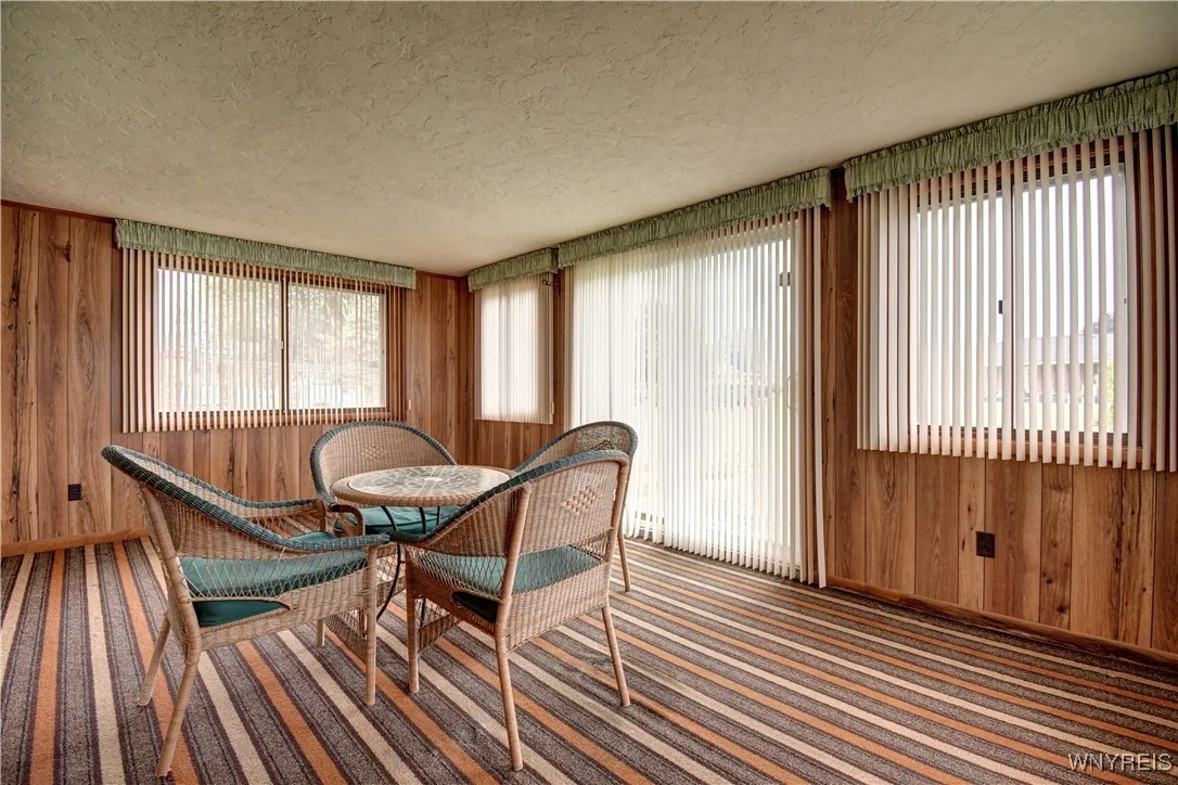 8391 Carol Court, Niagara, New York 14304, Niagara, New York 14304, 4 Bedrooms Bedrooms, 8 Rooms Rooms,1 BathroomBathrooms,Residential,Closed,8391 Carol Court, Niagara, New York 14304,0,B1628048