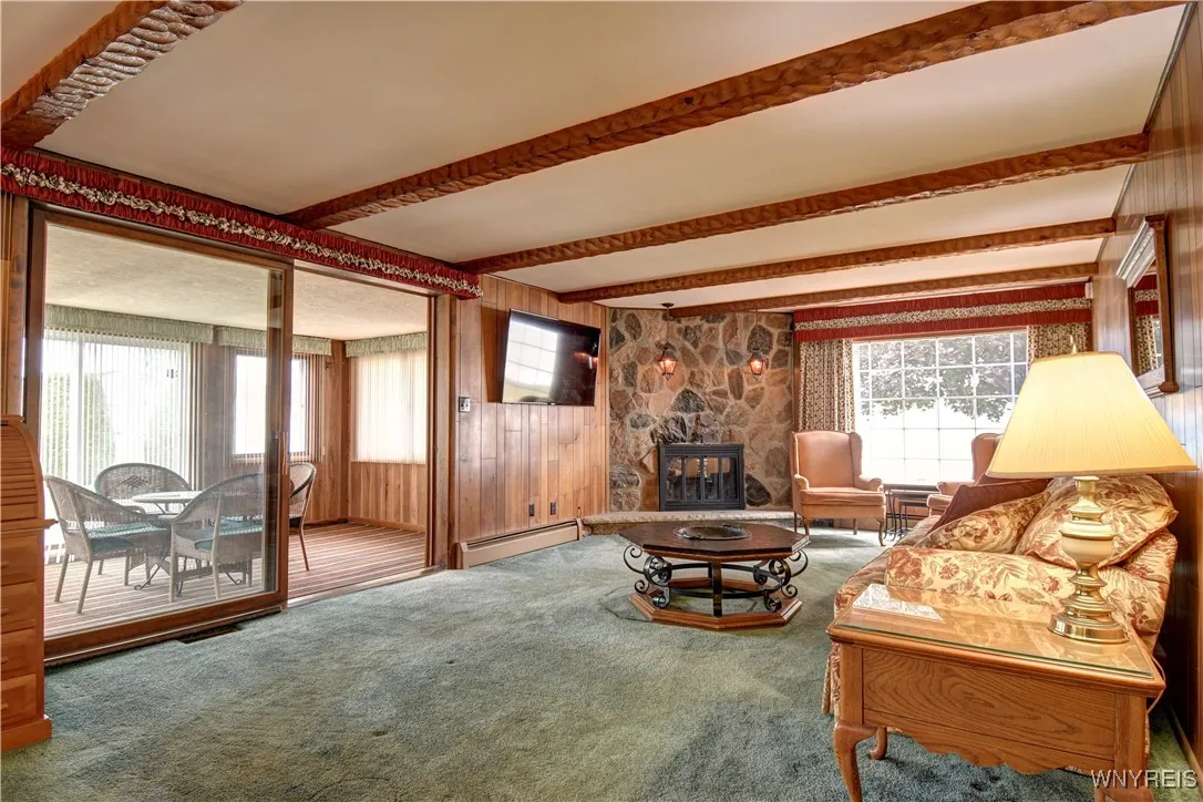 8391 Carol Court, Niagara, New York 14304, Niagara, New York 14304, 4 Bedrooms Bedrooms, 8 Rooms Rooms,1 BathroomBathrooms,Residential,Closed,8391 Carol Court, Niagara, New York 14304,0,B1628048