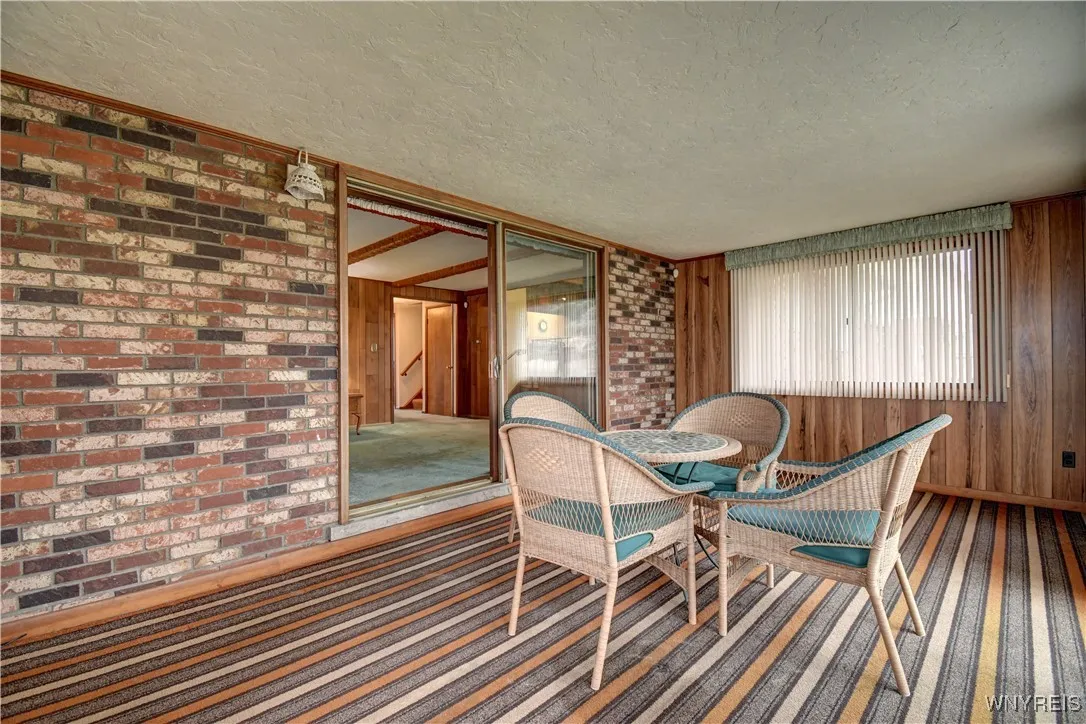 8391 Carol Court, Niagara, New York 14304, Niagara, New York 14304, 4 Bedrooms Bedrooms, 8 Rooms Rooms,1 BathroomBathrooms,Residential,Closed,8391 Carol Court, Niagara, New York 14304,0,B1628048