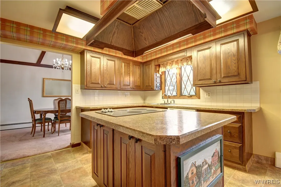 8391 Carol Court, Niagara, New York 14304, Niagara, New York 14304, 4 Bedrooms Bedrooms, 8 Rooms Rooms,1 BathroomBathrooms,Residential,Closed,8391 Carol Court, Niagara, New York 14304,0,B1628048