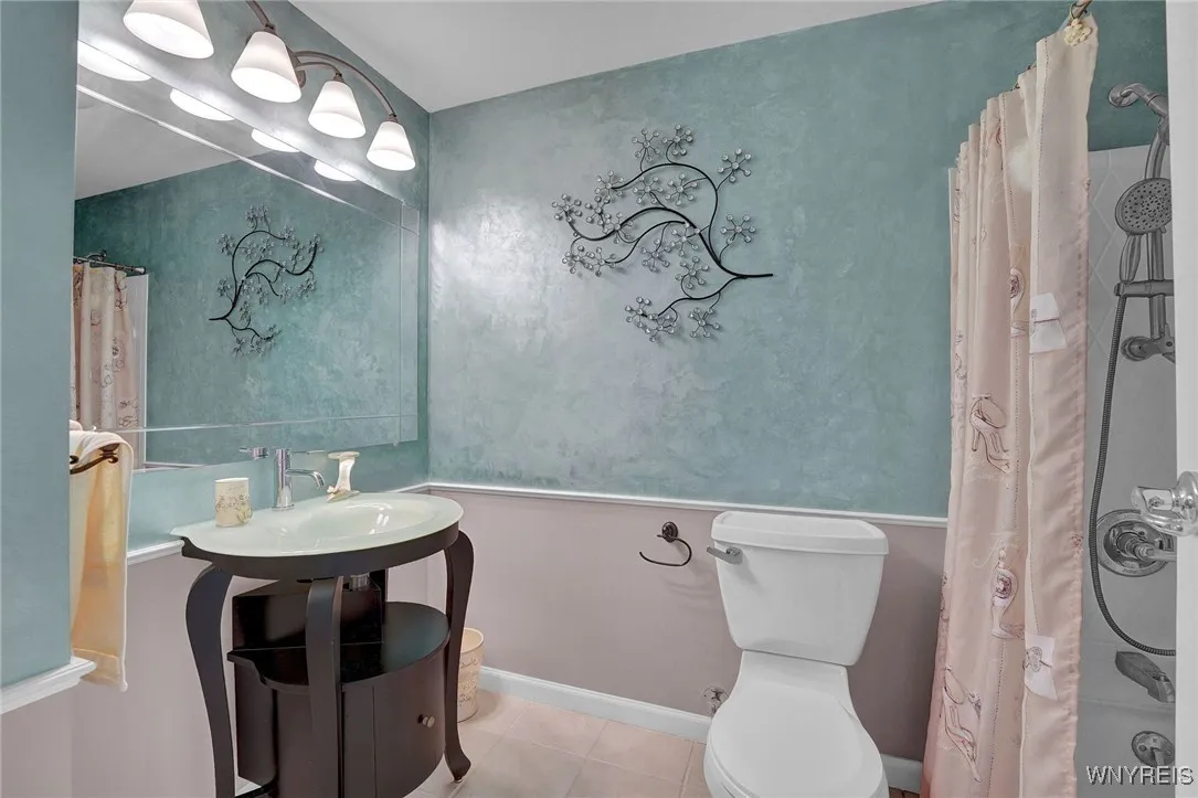 FULL BATH LOCATED AT TOP OF SECOND FLOOR HALL