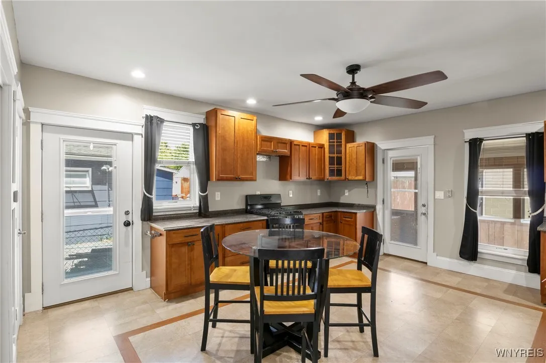 103 Lincoln Avenue, North Tonawanda, New York 1412, North Tonawanda, New York 14120, 3 Bedrooms Bedrooms, ,2 BathroomsBathrooms,Residential,Closed,103 Lincoln Avenue, North Tonawanda, New York 1412,0,B1628083