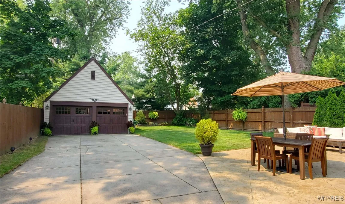 165 Lamarck Drive, Amherst, New York 14226, Amherst, New York 14226, 3 Bedrooms Bedrooms, 13 Rooms Rooms,1 BathroomBathrooms,Residential,For Sale,165 Lamarck Drive, Amherst, New York 14226,B1628039