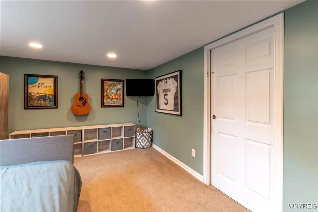 15 Wedgewood Drive, West Seneca, New York 14224, West Seneca, New York 14224, 3 Bedrooms Bedrooms, 7 Rooms Rooms,2 BathroomsBathrooms,Residential,Closed,15 Wedgewood Drive, West Seneca, New York 14224,0,B1627449