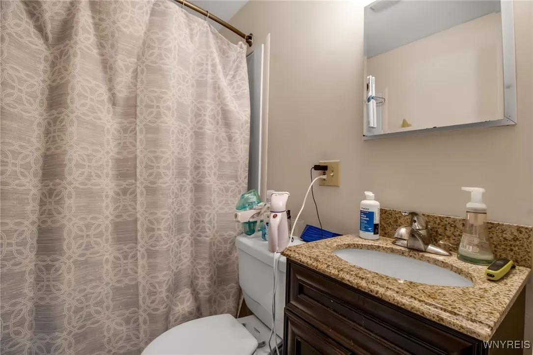 46 Commodore Avenue, Tonawanda, New York 14150, Tonawanda, New York 14150, 4 Bedrooms Bedrooms, ,2 BathroomsBathrooms,Residential,Closed,46 Commodore Avenue, Tonawanda, New York 14150,0,B1627914