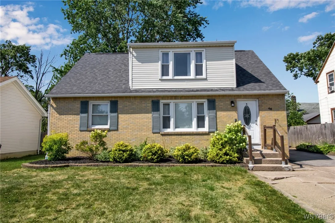 46 Commodore Avenue, Tonawanda, New York 14150, Tonawanda, New York 14150, 4 Bedrooms Bedrooms, ,2 BathroomsBathrooms,Residential,Closed,46 Commodore Avenue, Tonawanda, New York 14150,0,B1627914