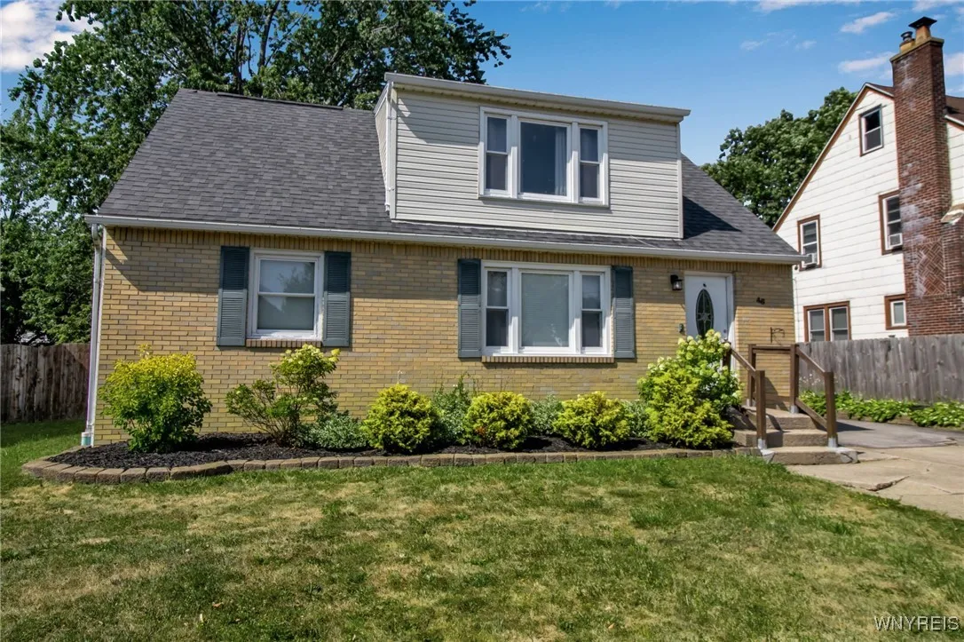 46 Commodore Avenue, Tonawanda, New York 14150, Tonawanda, New York 14150, 4 Bedrooms Bedrooms, ,2 BathroomsBathrooms,Residential,Closed,46 Commodore Avenue, Tonawanda, New York 14150,0,B1627914