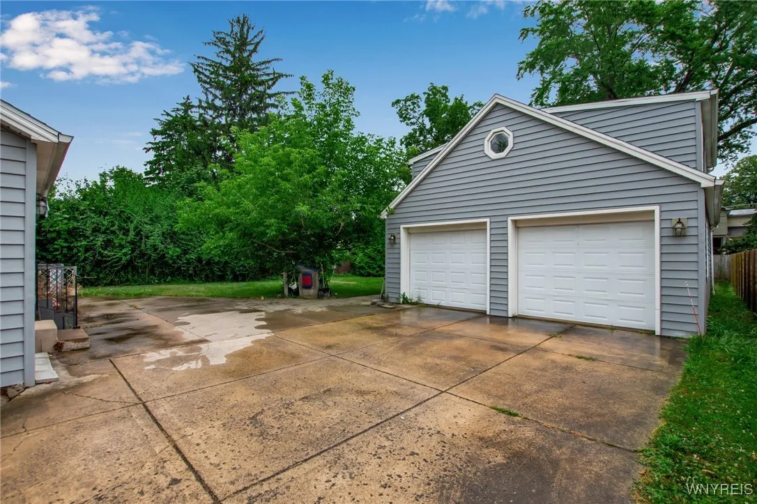 218 Garrison Road, Amherst, New York 14221, Amherst, New York 14221, 3 Bedrooms Bedrooms, 8 Rooms Rooms,2 BathroomsBathrooms,Residential,For Sale,218 Garrison Road, Amherst, New York 14221,B1628132