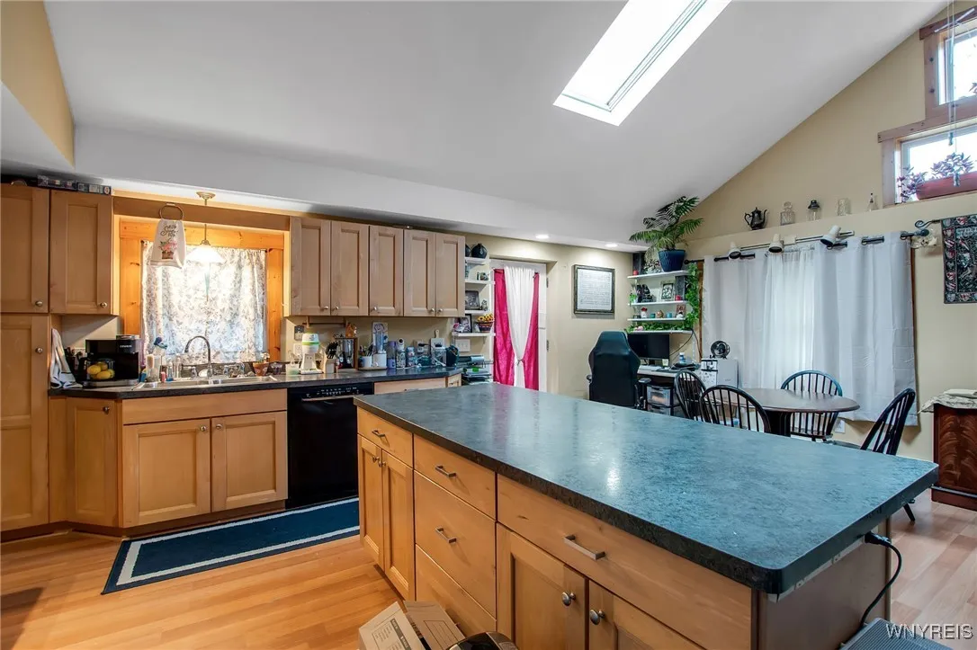 218 Garrison Road, Amherst, New York 14221, Amherst, New York 14221, 3 Bedrooms Bedrooms, 8 Rooms Rooms,2 BathroomsBathrooms,Residential,For Sale,218 Garrison Road, Amherst, New York 14221,B1628132