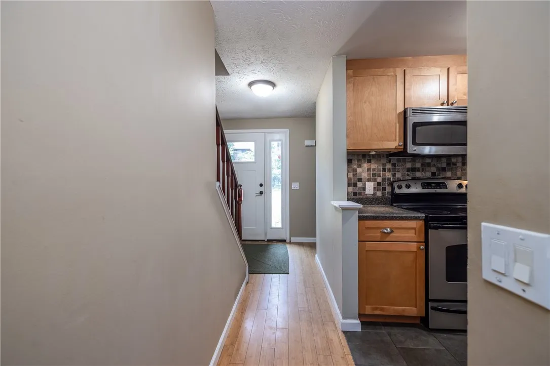 57 Broxbourne Drive, Perinton, New York 14450, Perinton, New York 14450, 2 Bedrooms Bedrooms, 4 Rooms Rooms,1 BathroomBathrooms,Residential,For Sale,57 Broxbourne Drive, Perinton, New York 14450,R1627690