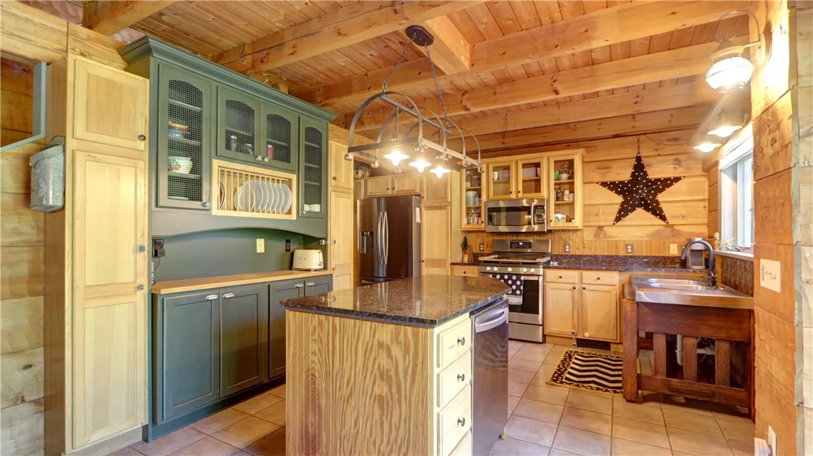 Country Kitchen