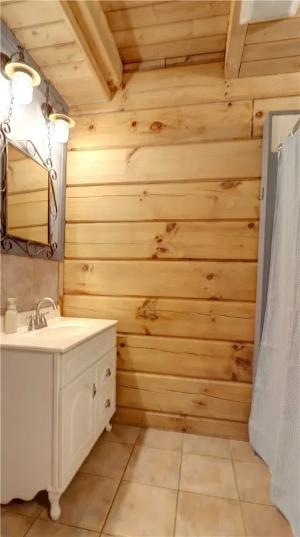 Full 1st floor  Bath