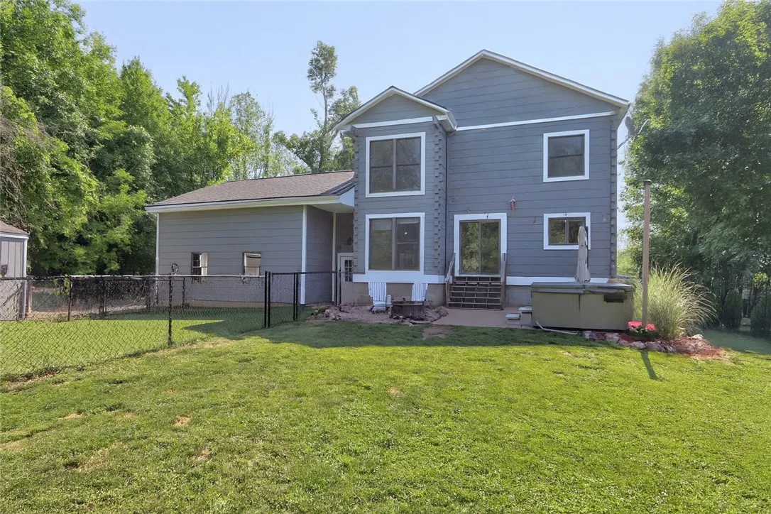 7021 Fisher Road, Ontario, New York 14519, Ontario, New York 14519, 4 Bedrooms Bedrooms, 8 Rooms Rooms,2 BathroomsBathrooms,Residential,Closed,7021 Fisher Road, Ontario, New York 14519,0,R1627646