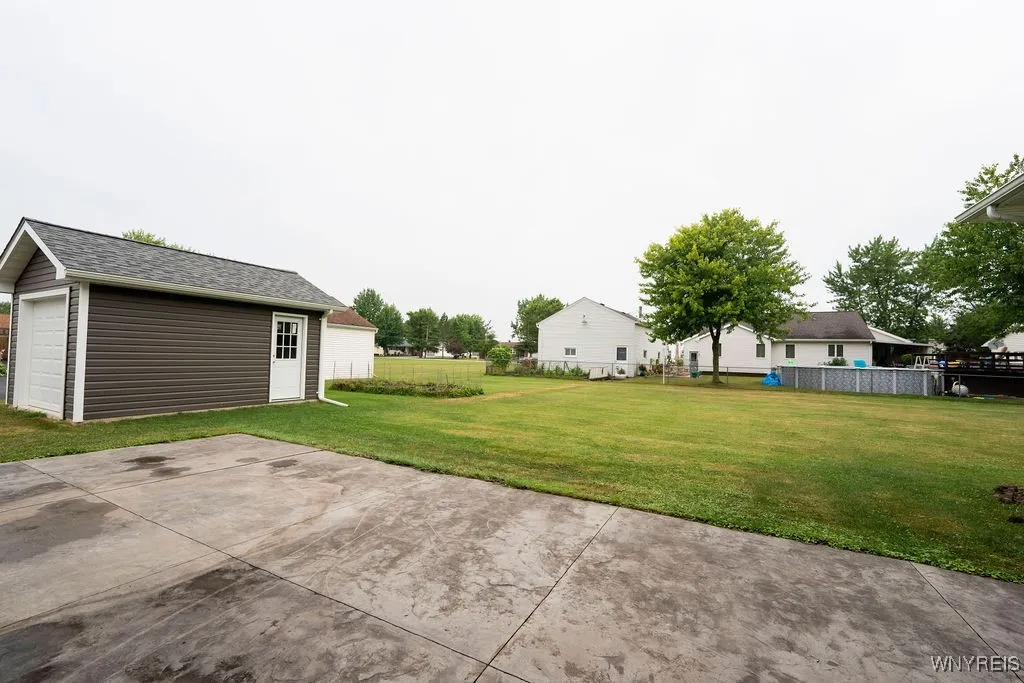 2509 Washington Street, Wheatfield, New York 14304, Wheatfield, New York 14304, 4 Bedrooms Bedrooms, 7 Rooms Rooms,3 BathroomsBathrooms,Residential,Closed,2509 Washington Street, Wheatfield, New York 14304,0,B1627923