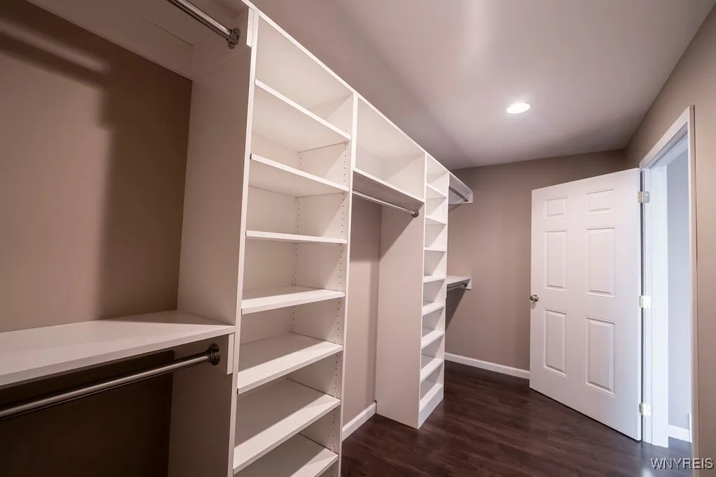 2509 Washington Street, Wheatfield, New York 14304, Wheatfield, New York 14304, 4 Bedrooms Bedrooms, 7 Rooms Rooms,3 BathroomsBathrooms,Residential,Closed,2509 Washington Street, Wheatfield, New York 14304,0,B1627923