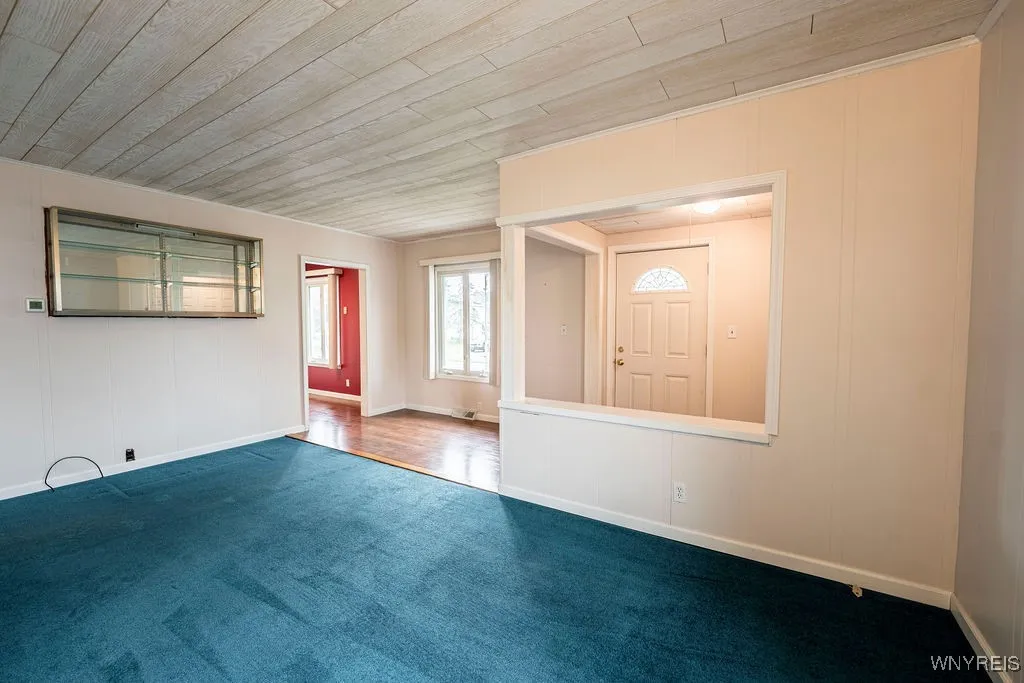 2509 Washington Street, Wheatfield, New York 14304, Wheatfield, New York 14304, 4 Bedrooms Bedrooms, 7 Rooms Rooms,3 BathroomsBathrooms,Residential,Closed,2509 Washington Street, Wheatfield, New York 14304,0,B1627923