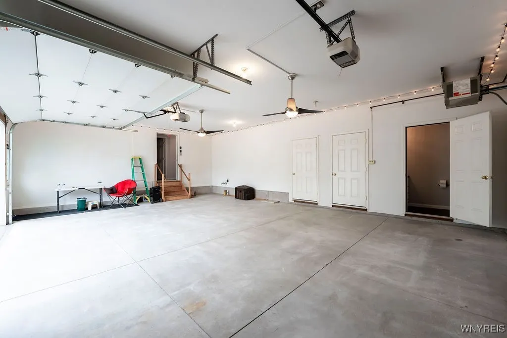 2509 Washington Street, Wheatfield, New York 14304, Wheatfield, New York 14304, 4 Bedrooms Bedrooms, 7 Rooms Rooms,3 BathroomsBathrooms,Residential,Closed,2509 Washington Street, Wheatfield, New York 14304,0,B1627923