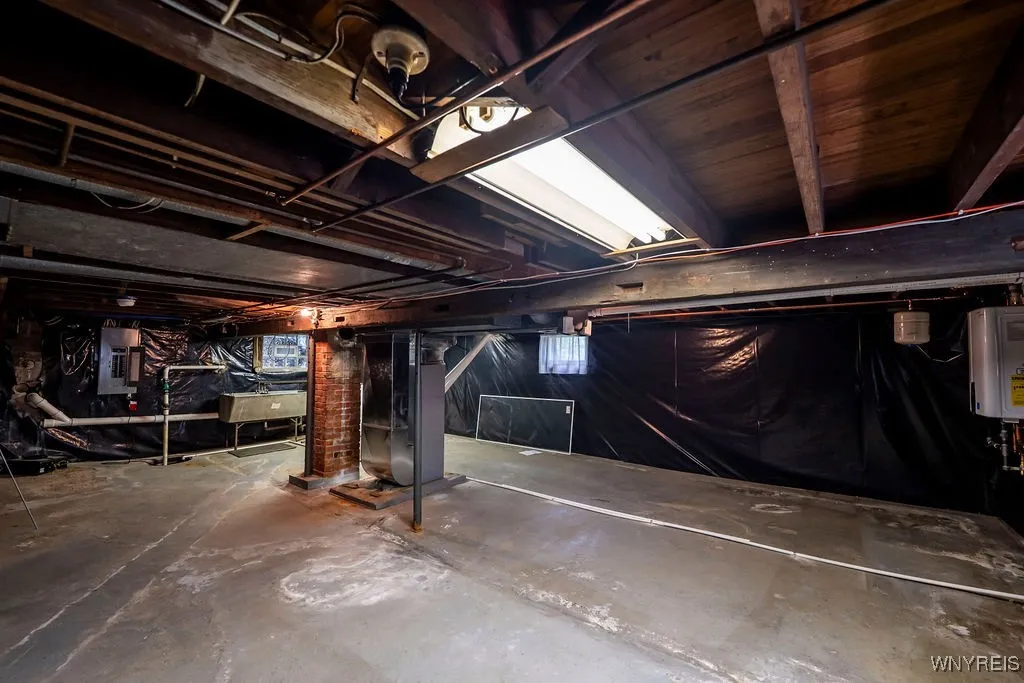 2509 Washington Street, Wheatfield, New York 14304, Wheatfield, New York 14304, 4 Bedrooms Bedrooms, 7 Rooms Rooms,3 BathroomsBathrooms,Residential,Closed,2509 Washington Street, Wheatfield, New York 14304,0,B1627923