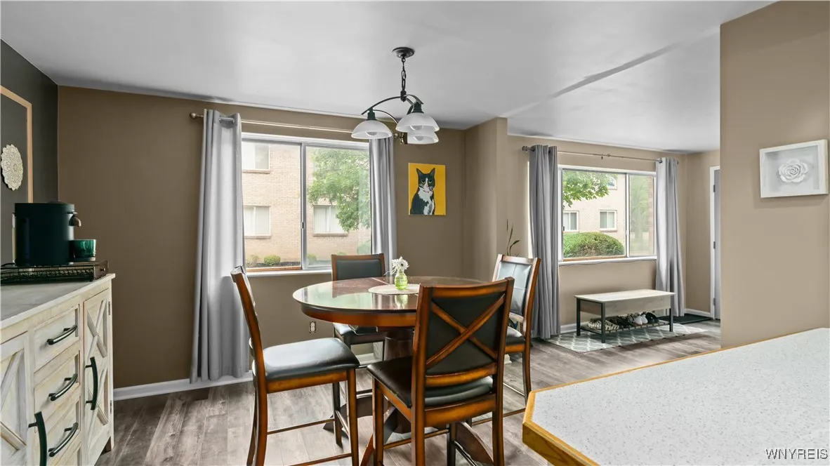 165 Old Lyme Drive 5, Amherst, New York 14221, Amherst, New York 14221, 2 Bedrooms Bedrooms, 6 Rooms Rooms,1 BathroomBathrooms,Residential,For Sale,165 Old Lyme Drive 5, Amherst, New York 14221,B1627191