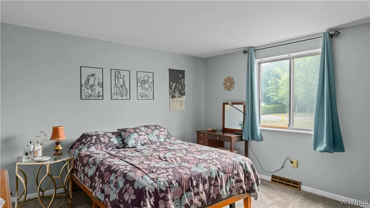 165 Old Lyme Drive 5, Amherst, New York 14221, Amherst, New York 14221, 2 Bedrooms Bedrooms, 6 Rooms Rooms,1 BathroomBathrooms,Residential,For Sale,165 Old Lyme Drive 5, Amherst, New York 14221,B1627191