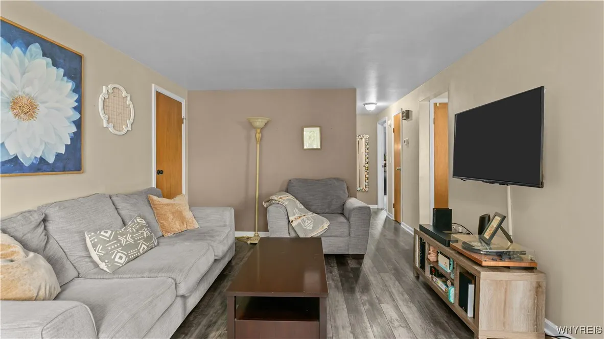 165 Old Lyme Drive 5, Amherst, New York 14221, Amherst, New York 14221, 2 Bedrooms Bedrooms, 6 Rooms Rooms,1 BathroomBathrooms,Residential,For Sale,165 Old Lyme Drive 5, Amherst, New York 14221,B1627191