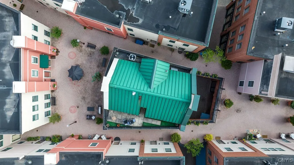 133 Walton Street 138, Syracuse, New York 13202, Syracuse, New York 13202, 2 Bedrooms Bedrooms, 7 Rooms Rooms,2 BathroomsBathrooms,Residential,Closed,133 Walton Street 138, Syracuse, New York 13202,0,S1627755