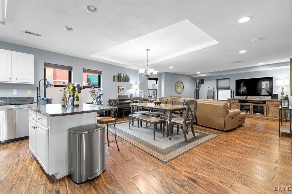 133 Walton Street 138, Syracuse, New York 13202, Syracuse, New York 13202, 2 Bedrooms Bedrooms, 7 Rooms Rooms,2 BathroomsBathrooms,Residential,Closed,133 Walton Street 138, Syracuse, New York 13202,0,S1627755