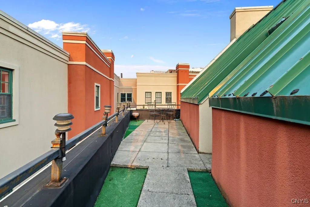 133 Walton Street 138, Syracuse, New York 13202, Syracuse, New York 13202, 2 Bedrooms Bedrooms, 7 Rooms Rooms,2 BathroomsBathrooms,Residential,Closed,133 Walton Street 138, Syracuse, New York 13202,0,S1627755