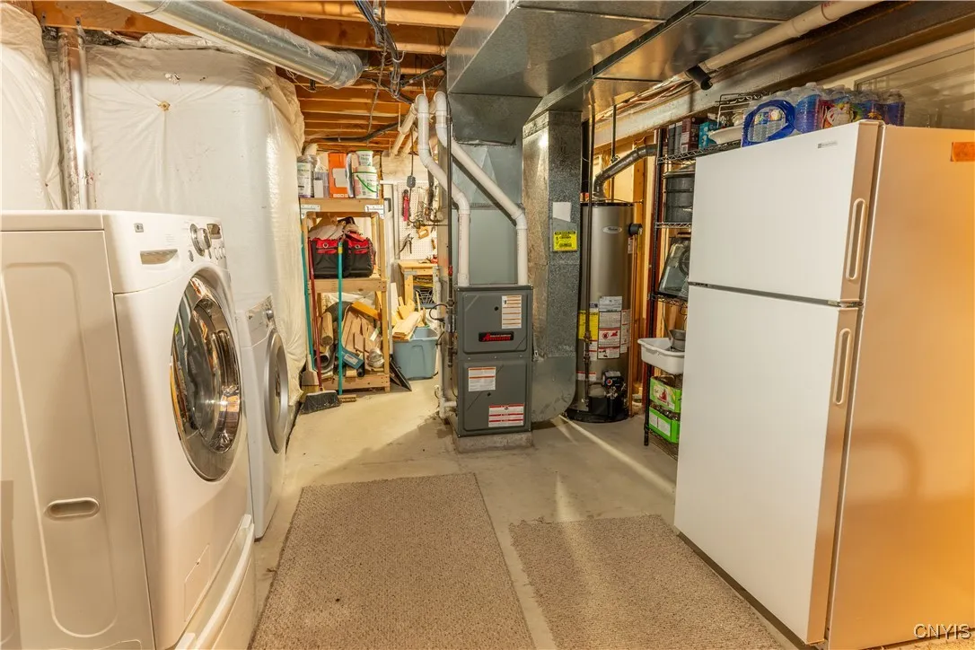 8279 Dampier Circle, Clay, New York 13090, Clay, New York 13090, 3 Bedrooms Bedrooms, 7 Rooms Rooms,2 BathroomsBathrooms,Residential,Closed,8279 Dampier Circle, Clay, New York 13090,0,S1626467