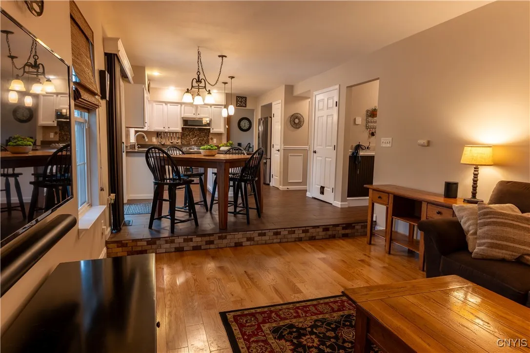 8279 Dampier Circle, Clay, New York 13090, Clay, New York 13090, 3 Bedrooms Bedrooms, 7 Rooms Rooms,2 BathroomsBathrooms,Residential,Closed,8279 Dampier Circle, Clay, New York 13090,0,S1626467