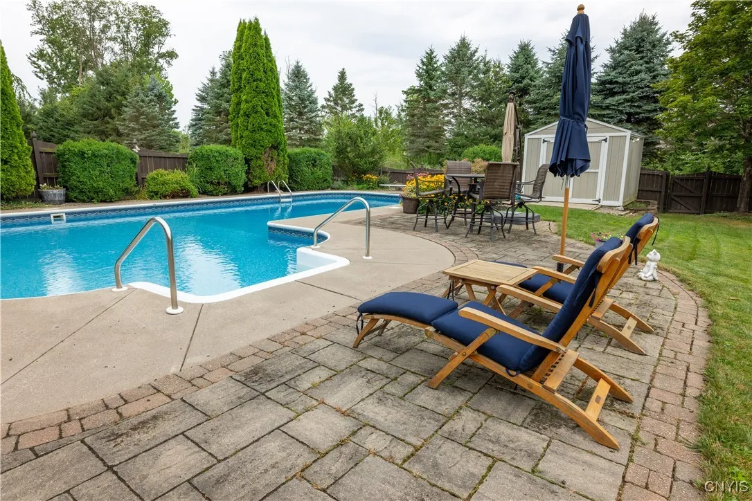 8279 Dampier Circle, Clay, New York 13090, Clay, New York 13090, 3 Bedrooms Bedrooms, 7 Rooms Rooms,2 BathroomsBathrooms,Residential,Closed,8279 Dampier Circle, Clay, New York 13090,0,S1626467