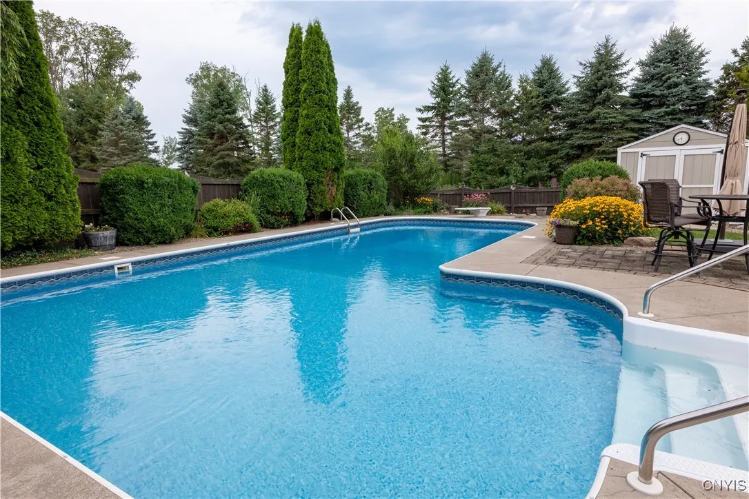 8279 Dampier Circle, Clay, New York 13090, Clay, New York 13090, 3 Bedrooms Bedrooms, 7 Rooms Rooms,2 BathroomsBathrooms,Residential,Closed,8279 Dampier Circle, Clay, New York 13090,0,S1626467