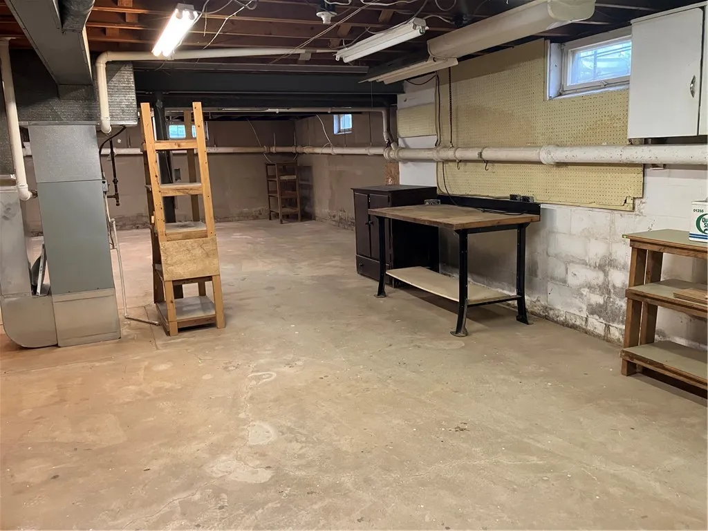 167 Eastland Avenue, Brighton, New York 14618, Brighton, New York 14618, 2 Bedrooms Bedrooms, 6 Rooms Rooms,1 BathroomBathrooms,Residential,Closed,167 Eastland Avenue, Brighton, New York 14618,0,R1627992